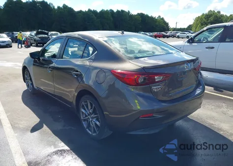 2018 Mazda Mazda3 Touring из США, поврежденный, VIN 3MZBN1V31JM174142